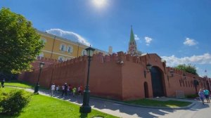 Александровский сад. Прогулка по Москвe летом