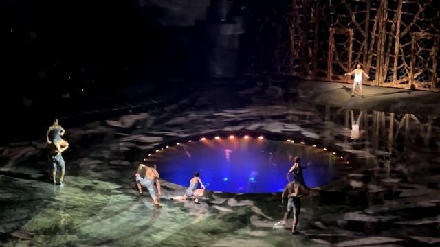 La Perle in Dubai 2022, the whole show - Czy warto wydać 85$ na La Perne w Dubaju? смотреть онлайн