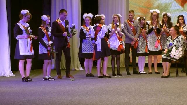 Алдан ЛИЦЕЙ Последний звонок 11 класс "Наш классный" смотреть онлайн