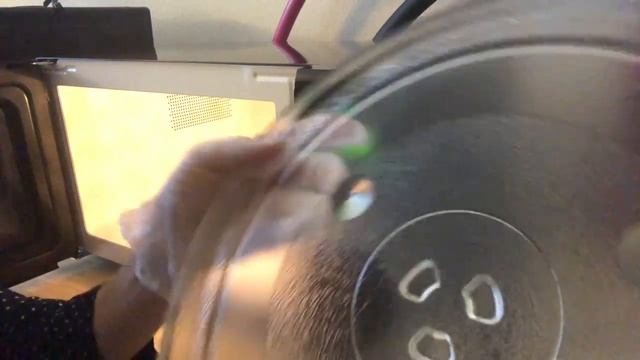 ASMR - Cleaning the Microwave смотреть онлайн