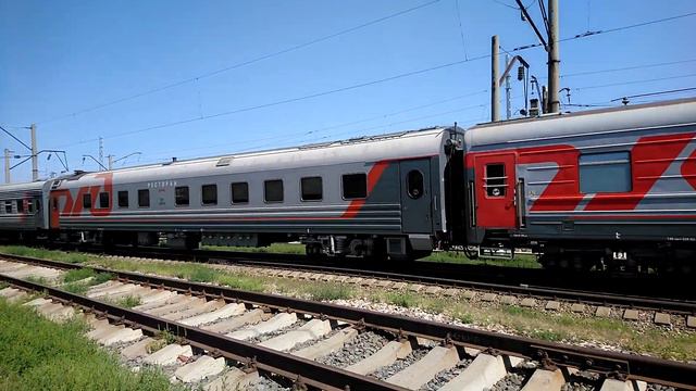 "Лето 2021" ЭП1М-634 с пассажирском поездом № 306 Москва - Сухум смотреть онлайн