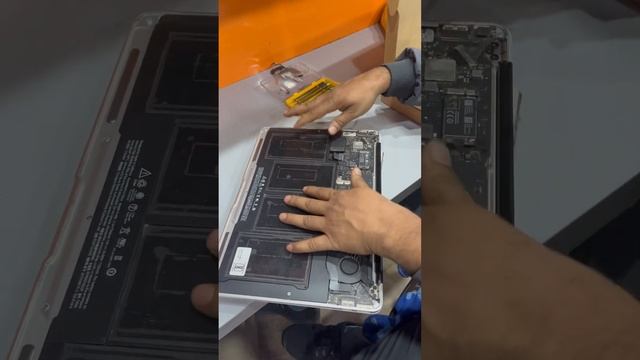 Apple MacBook Battery Replacement Service: Extend Your Device's Lifespan