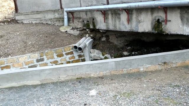 СИМФЕРОПОЛЬ без ПРИКРАС. Даниловский ПРУД. Здесь БЫЛО место ОТДЫХА. Исток реки СЛАВЯНКА. Крым ВОДА