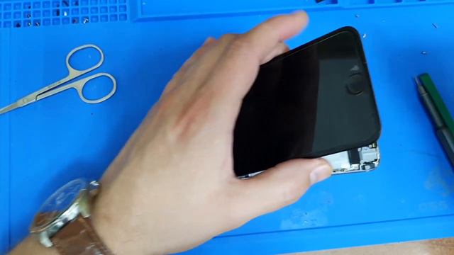 Замена аккумулятора iphone 6