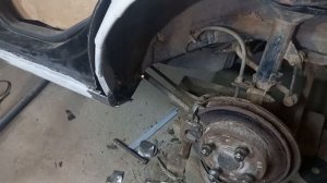 Замена порогов и арок на Hyundai ELANTRA 3
