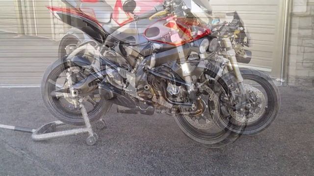 Suzuki GSX-R Streetfighter - Track Bike