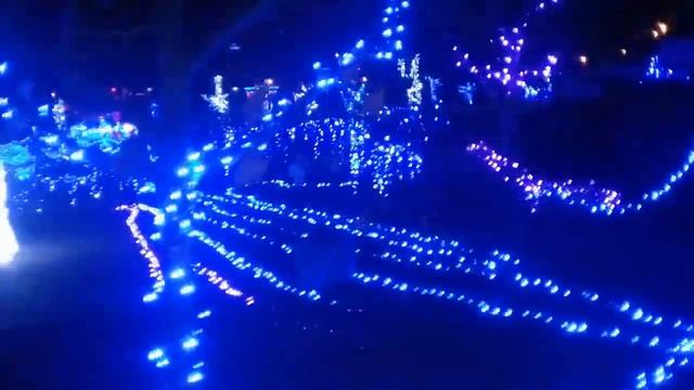 Настоящая магия света в парке «Дримлэнд»! Dream land «Парк Волшебных фонарей» смотреть онлайн