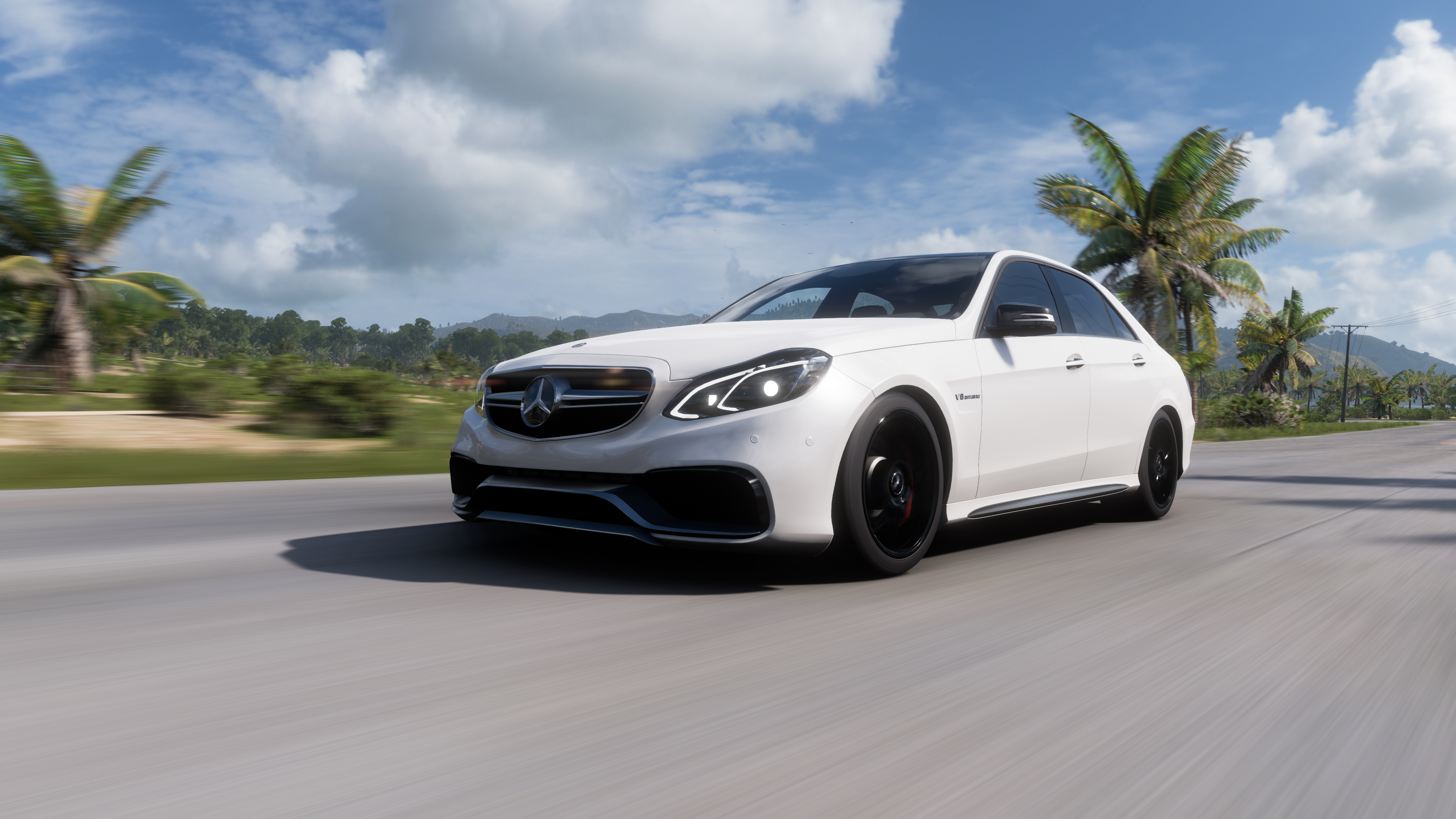 FORZA HORIZON 5 MERCEDES-BENZ E63 AMG GOLIATH