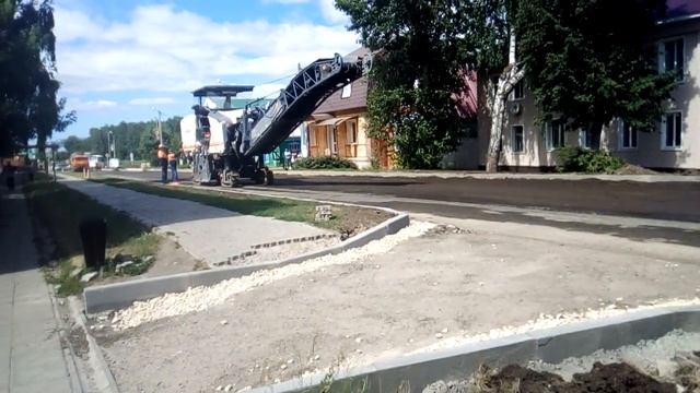 Ремонт участка дороги по улице. Горького в Тетюшах. Часть 1 смотреть онлайн