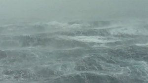 Storm in Pacific Ocean/Шторм в Тихом океане