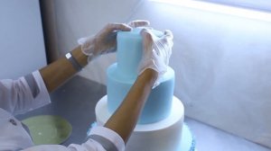 Роскошный четырехярусный свадебный торт. Презентация торта КД Медовый