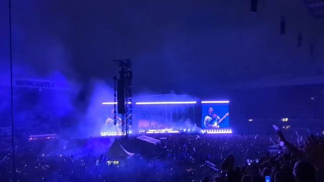 Sam Fender - Hypersonic Missiles - St James's Park - Friday 9th June 2023 смотреть онлайн