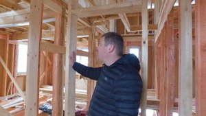 Постройка каркаса дома 7х10 / Чем обшить каркасный дом снаружи?