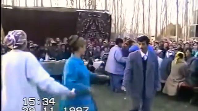 Охунжон Мадалиев. олтиарикда туй хизматта 1997 йил. смотреть онлайн