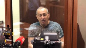 Александр Шестун выступил перед журналистами в Басманном суде 12 февраля 2019 года