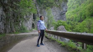 Камнепад! Заброшенная дорога на Красную поляну.