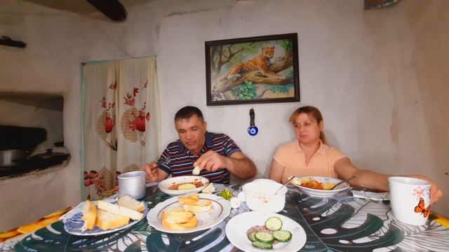 Как будто на колбасу масло намазал. Этот слабоватый. Может где закатилось смотреть онлайн