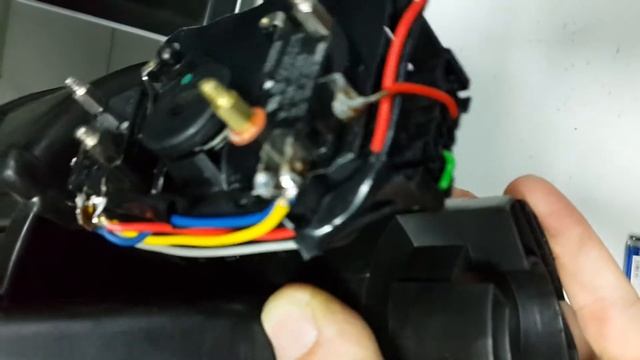 ремонт заслонки рециркуляции воздуха на Opel Astra G caravan №2 смотреть онлайн