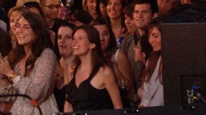 Maroon 5 - Makes Me Wonder (VEVO Summer Sets)