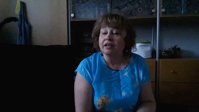 Женщина за 40. Зачем женщине двуспальная кровать?