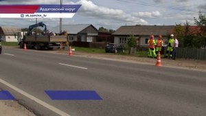 В селе Саконы Ардатовского округа устанавливают линию дорожного освещения