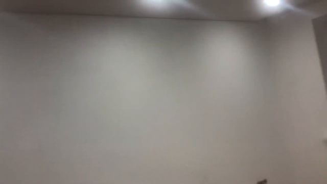 ВЛОГ: |Перевозим одежду|Вернули стиралка в магазин| Натянули потолок | Не понравился цвет стен смотреть онлайн