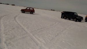 мотоблок на снегу