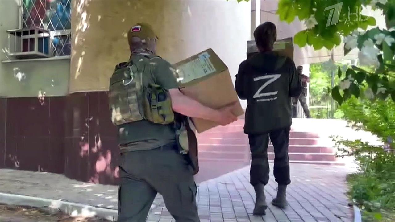 Гуманитарную помощь в Донбасс и на Украину отправляет партия "Единая Россия"