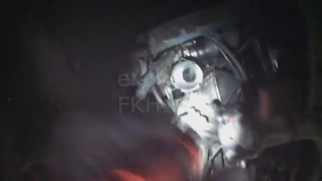 VW B5: TDI Intake Tube / Pressure Tube Replacement смотреть онлайн