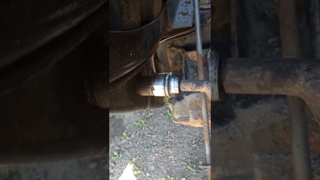 Как опустить запаску газ 66