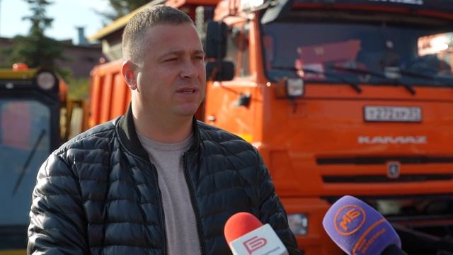 В Белгороде провели смотр спецтехники, которую этой зимой направят на борьбу со снегом и гололёдом