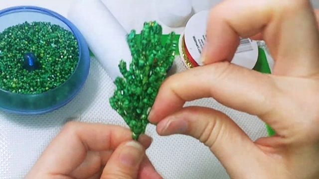 Как сделать елочку - игрушку из бисера Мк от Koshka2015 - Цветы из бисера, бисероплетение, МК. смотреть онлайн