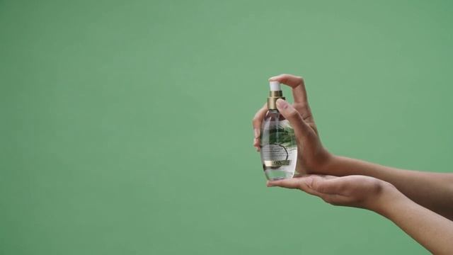 Ogx Nourishing Coconut Oil Weightless Hydrating Oil Mist Lightweight Leave in Hair Treatment 118m смотреть онлайн