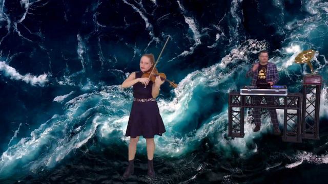 STRINGS meets DJ - Miserlou - Plup Fiction - Live Violin Showact Tanja Palu & DJ Rainer Schober смотреть онлайн