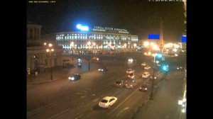 CCTV На площади Восстания на Лиговском проспекте в ДТП перевернулся автомобиль