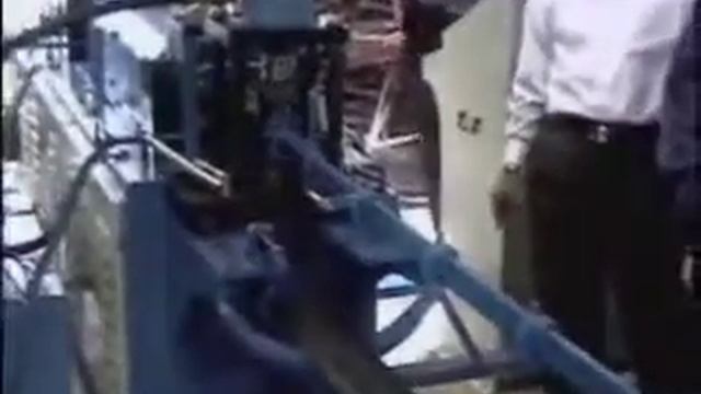 Автоматический отрезной станок для шпильки и прутков смотреть онлайн