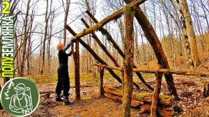 2 🪓 Строю Зеленую Хижину в Горах 🔥 Крыша наполовину готова 🌲 Бушкрафт в горном лесу