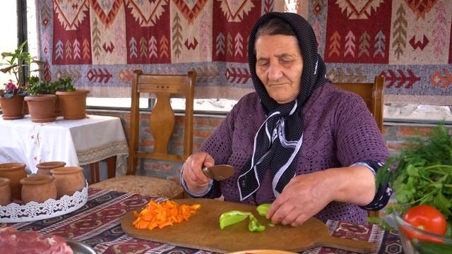 Buglama! Cooking Awesome National Dish with Lamb Meat, Potatoes and Vegetables ♧ Village Cooking