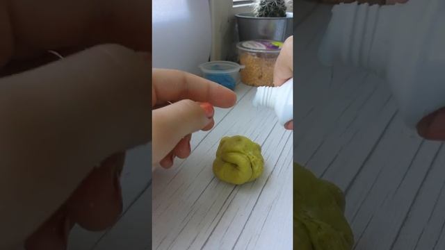 Как размягчить засохший слайм без клея?\Как сделать засохший слайм мягким? смотреть онлайн