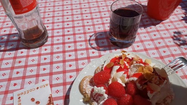 немецкие вафли, прогулка в замок смотреть онлайн