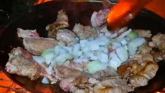 Жаренка. Свинина с овощами на садже | ПАПА В ДЕЛЕ