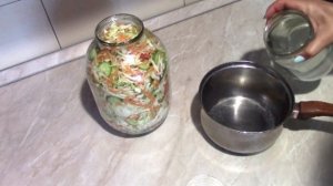 ХРУСТЯЩАЯ КАПУСТА СКОРОСПЕЛКА, САЛАТ МАРИНУЕТСЯ ЗА ДЕНЬ