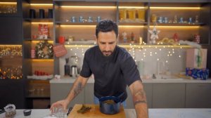 Долма из виноградных листьев с соусом из мацони. Флэшбэк в детство, рецепт Кости Оганезова