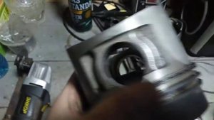 эксперименты d4ba 4d56 делаем отверстия в поршне и шатуне для доп смазки