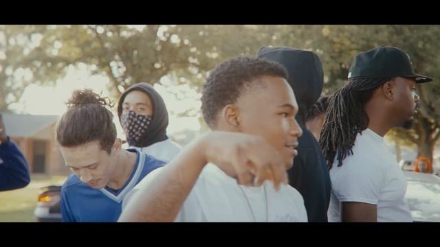 BiC Fizzle - Servin [Official Music Video] смотреть онлайн