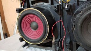 PAR DE SUBWOOFER LBT-LX8 VS LOGITECH Z23, Prueba en cajas de LX8