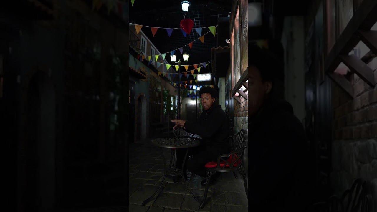 Клаустрофобия — такое место, где нет границ между городами и странами, их нет даже между мирами ️ смотреть онлайн