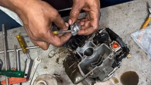 HONDA GX25  ఆయిల్ తగ్గుతుందా....#taiwan #repair #telugu #honda #hondagx25