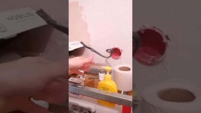 Монтаж инсталляции, гигиенического душа и трубы ВД. смотреть онлайн