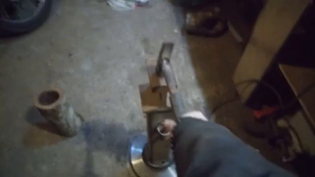 Наковальня из рельса и металлолома смотреть онлайн